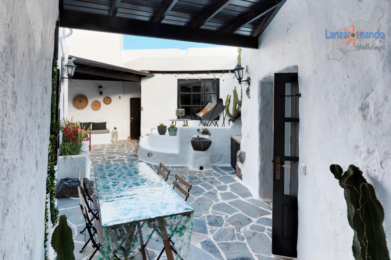 Vivienda Vacacional El Patio De Franky Teguise  Exteriér fotografie